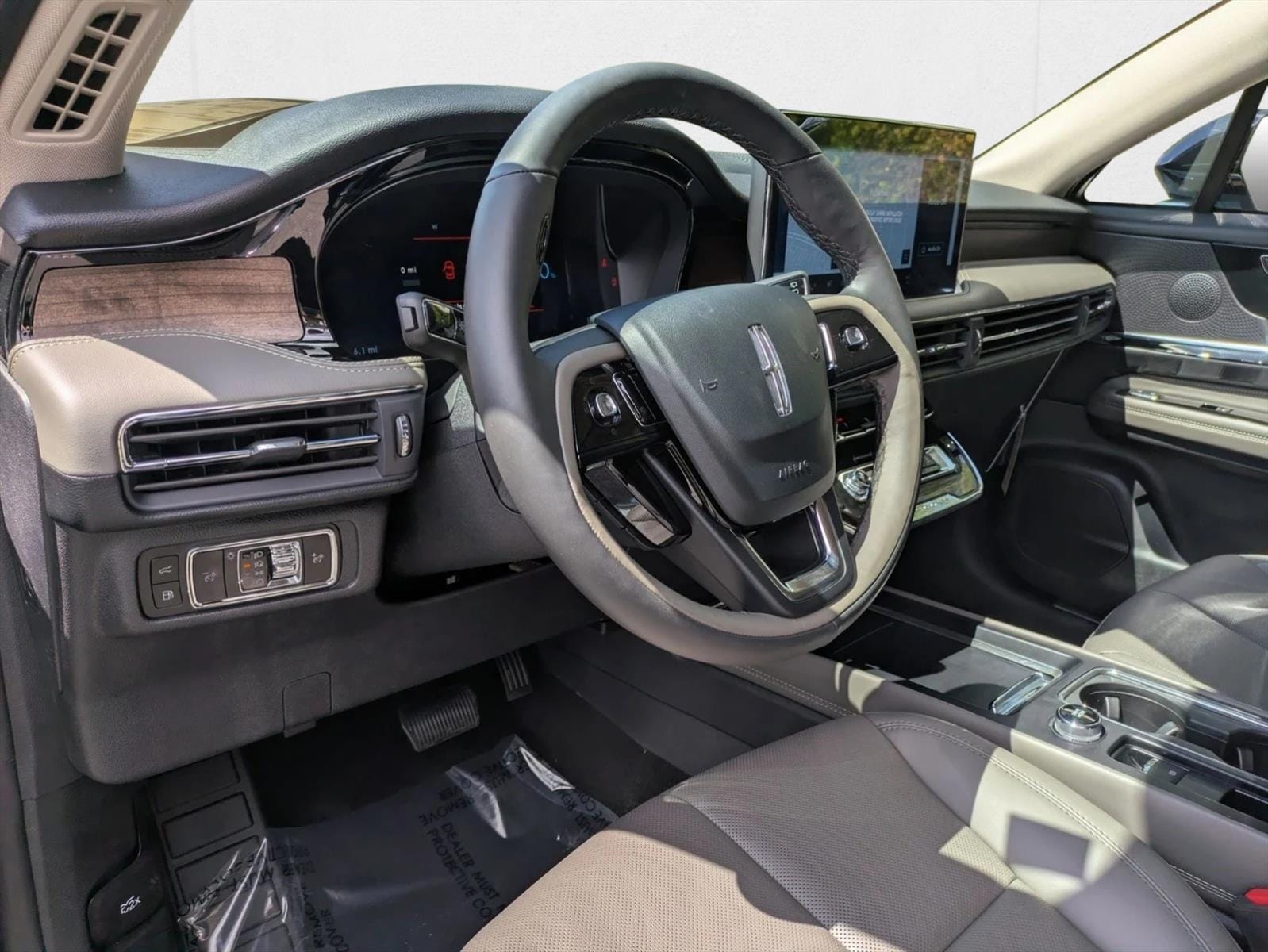 2025 Lincoln Corsair Grand Touring - Photo 3