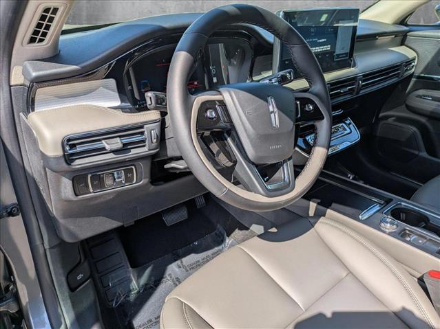 2025 Lincoln Corsair Premiere photo 3