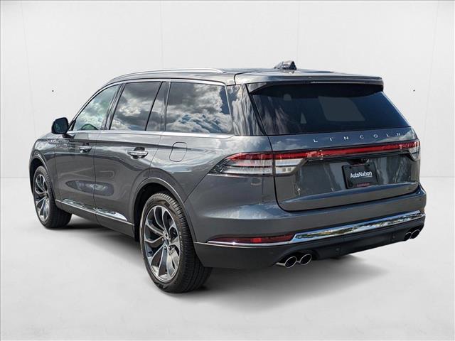 2025 Lincoln Aviator Reserve photo 2
