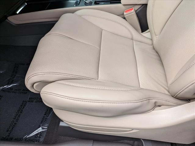 2024 Lincoln Corsair Grand Touring photo 4