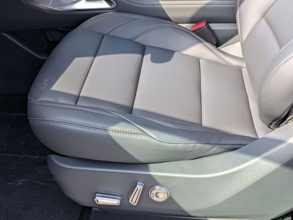 New 2025 Lincoln Nautilus Premiere SUV