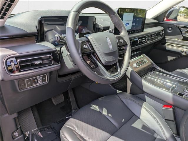 2025 Lincoln Aviator Reserve photo 3