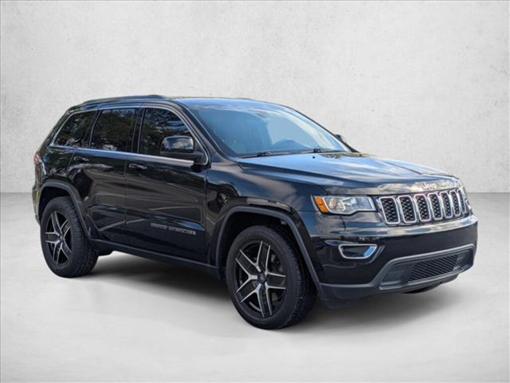 Used 2021 Jeep Grand Cherokee Laredo SUV