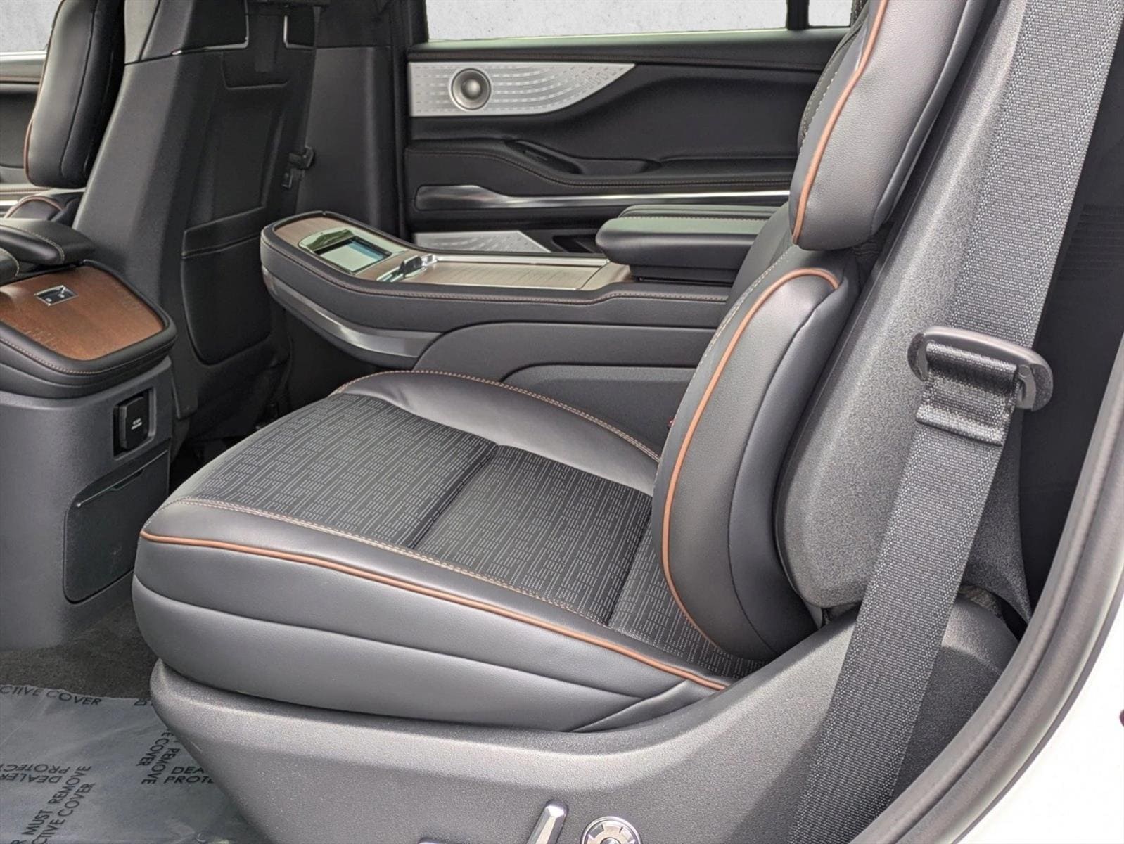 2025 Lincoln Navigator Black Label - Photo 14