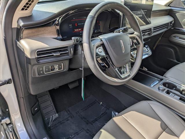 2024 Lincoln Corsair Grand Touring photo 3