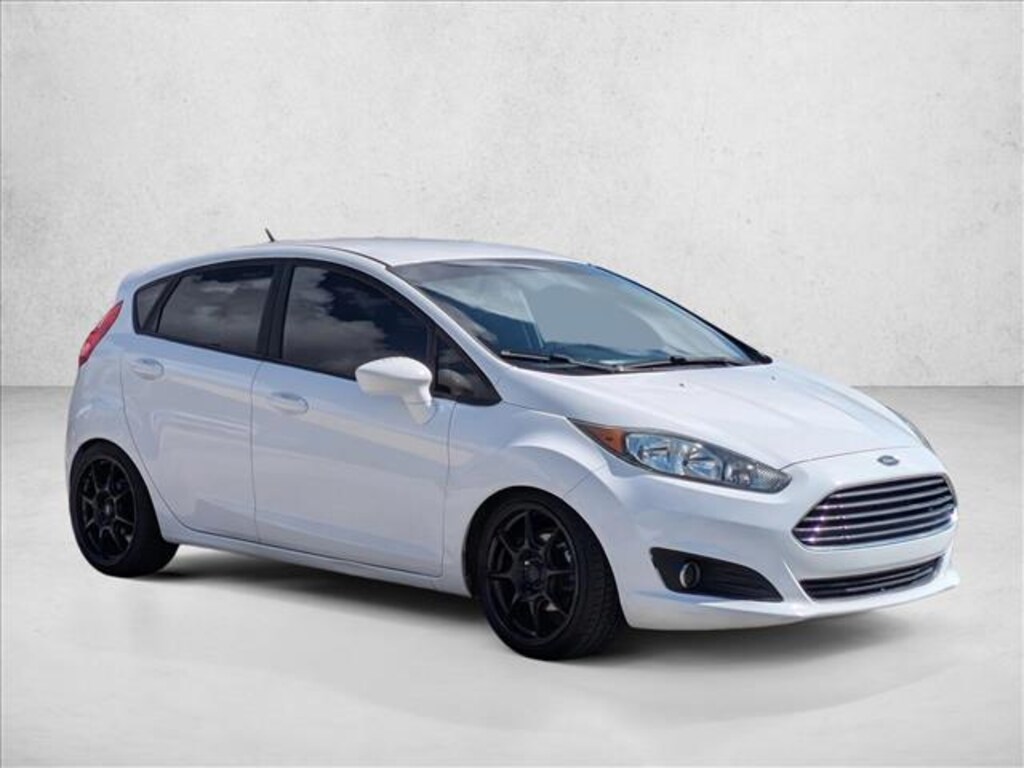 Used 2018 Ford Fiesta SE Hatchback