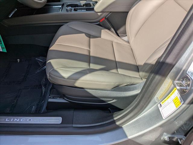 2024 Lincoln Corsair Grand Touring photo 4