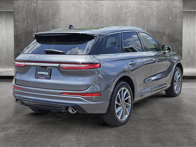 2024 Lincoln Corsair Grand Touring photo 2