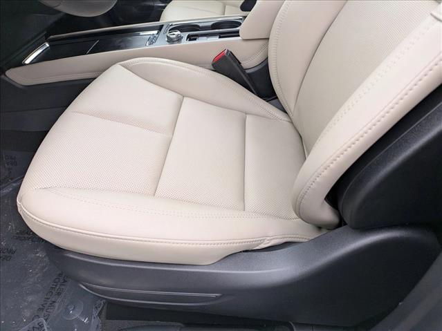 2025 Lincoln Corsair Premiere photo 4