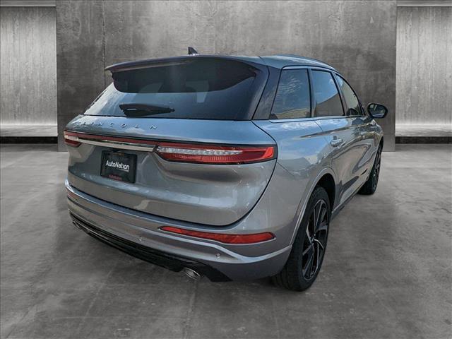 2024 Lincoln Corsair Grand Touring photo 2