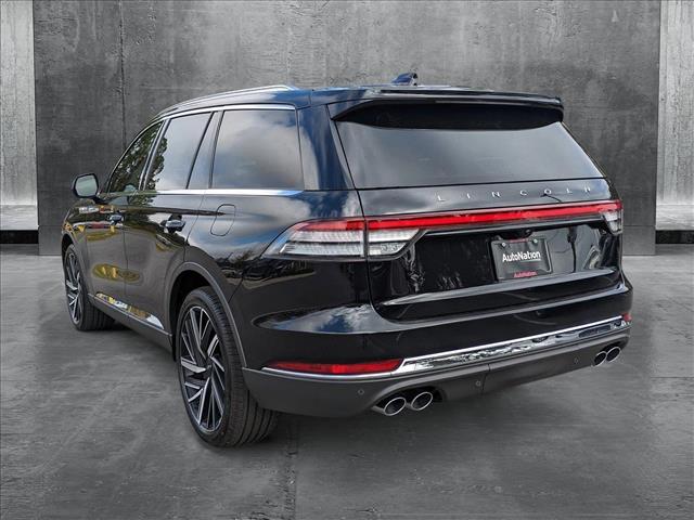 2025 Lincoln Aviator Reserve photo 2