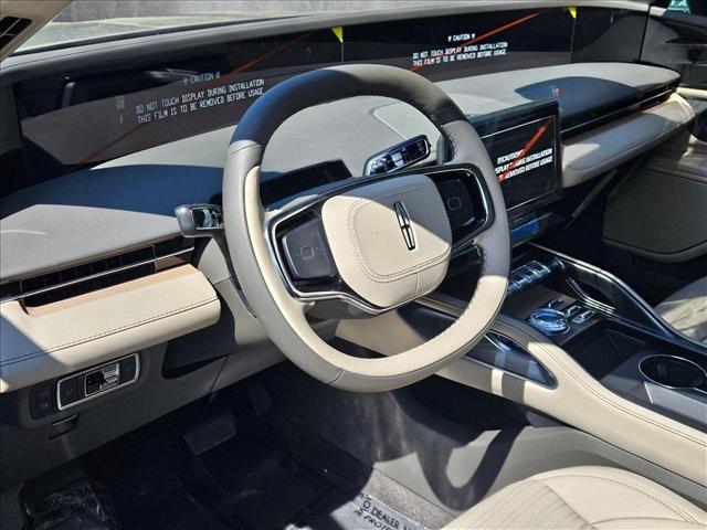 2025 Lincoln Nautilus Reserve photo 3