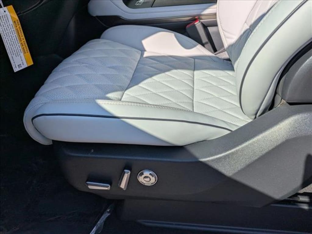 New 2025 Lincoln Navigator L Black Label SUV