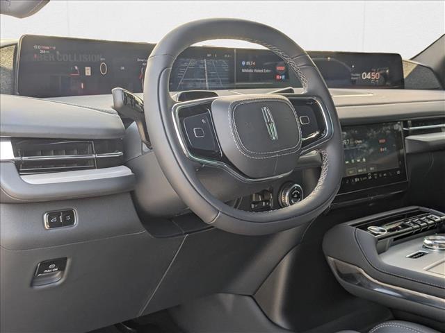 2025 Lincoln Navigator Reserve photo 3