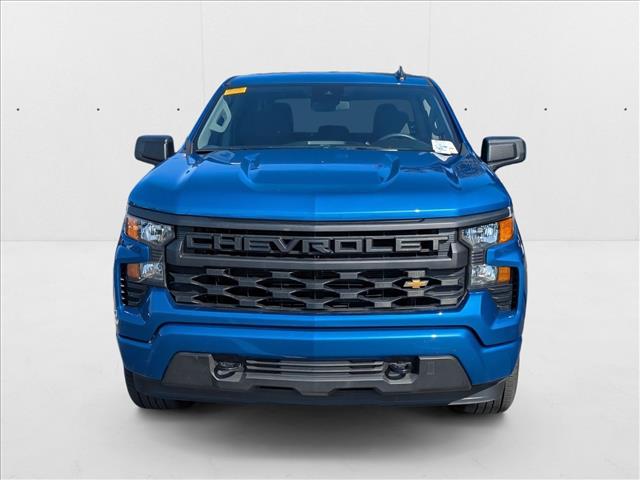2022 Chevrolet Silverado 1500 Custom photo 2