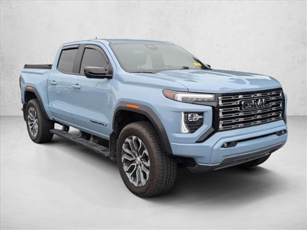 Used 2025 GMC Canyon 4WD Denali Truck Crew Cab