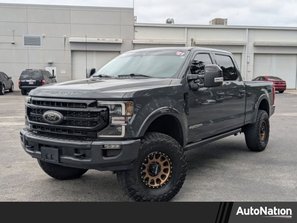 Used 2021 Ford F-250 LARIAT Truck Crew Cab