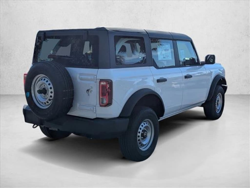 New 2025 Ford Bronco Base SUV