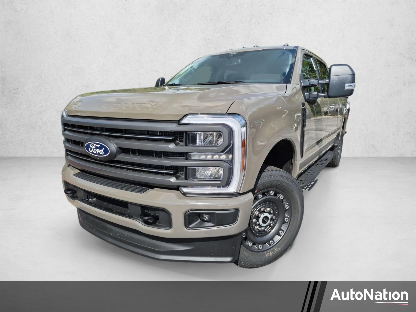 2027 Ford F-250 XLT Truck Crew Cab