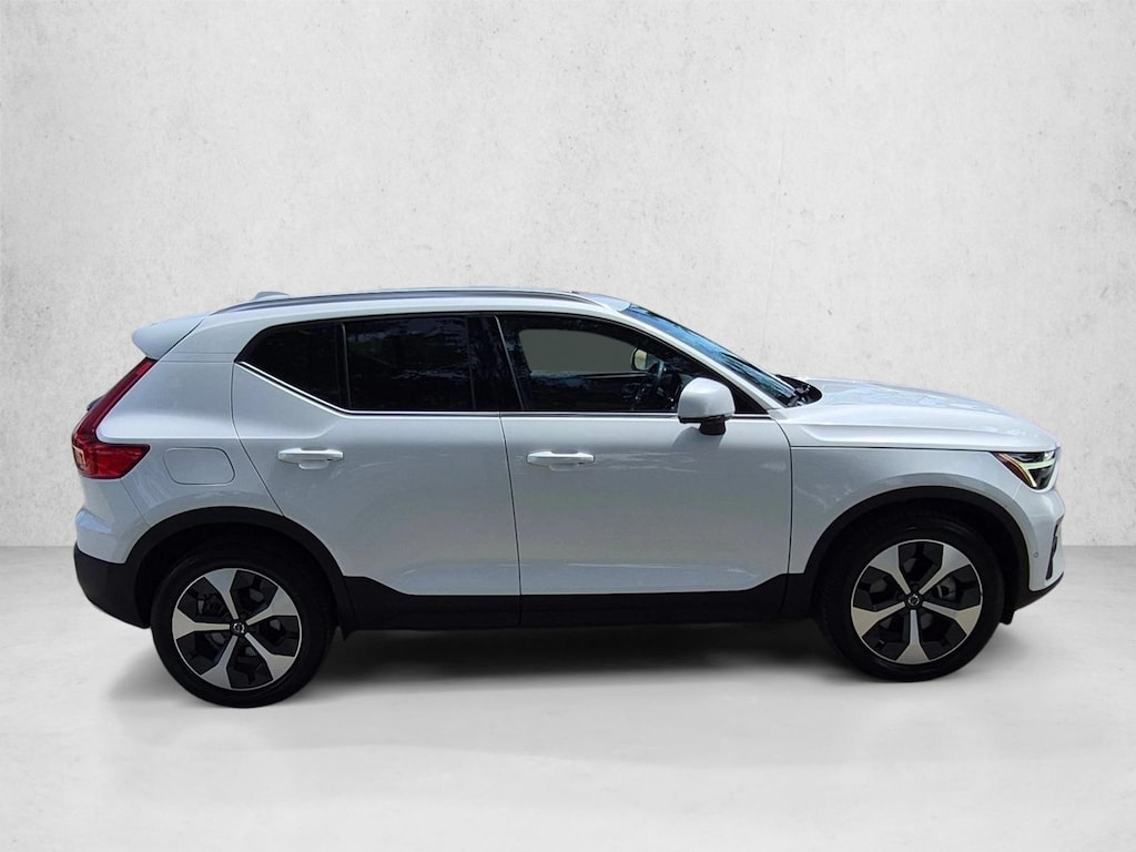 Used 2025 Volvo XC40 Plus Bright Theme SUV