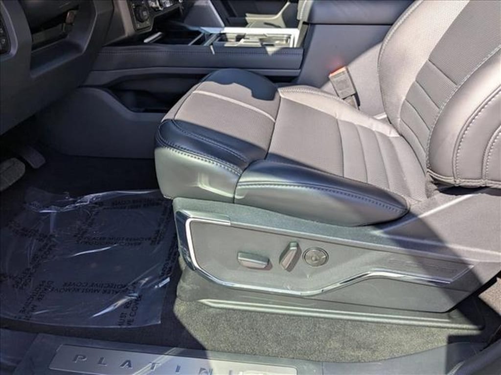New 2026 Ford F-250 Platinum Truck Crew Cab