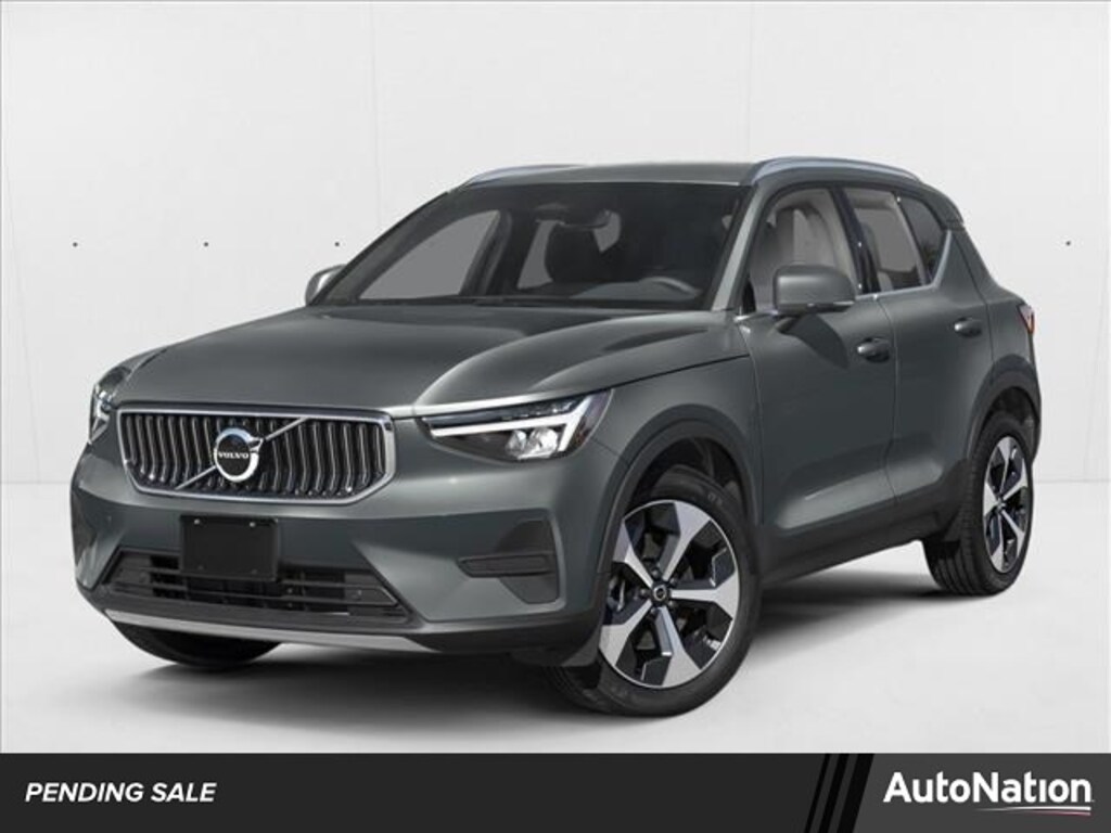 Used 2025 Volvo XC40 Plus Bright Theme SUV