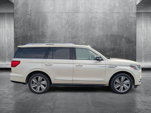 2018 Lincoln Navigator Reserve photo 4