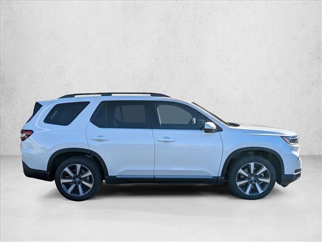 2025 Honda Pilot Touring photo 4