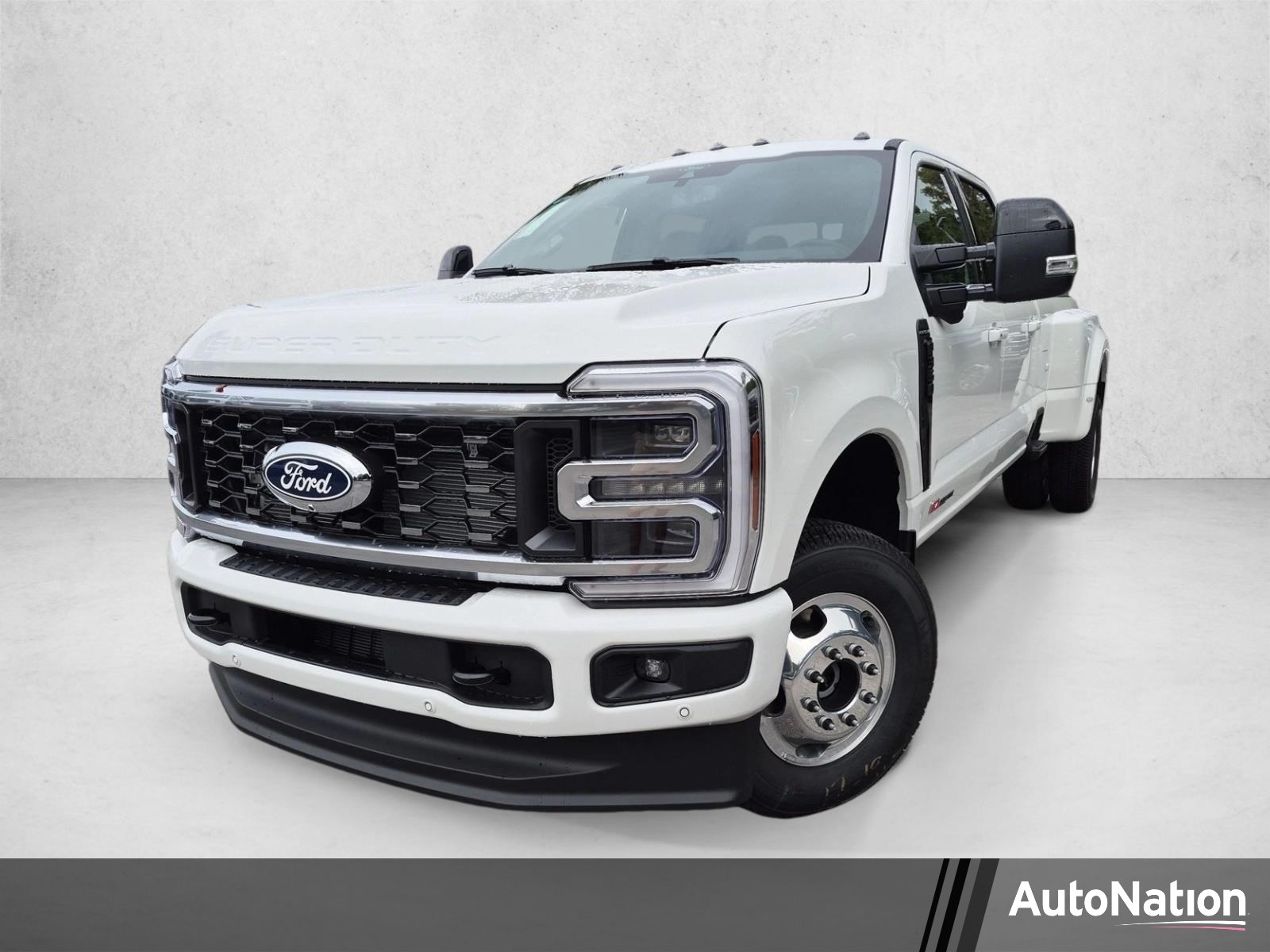 2027 Ford F-350 Platinum Truck Crew Cab