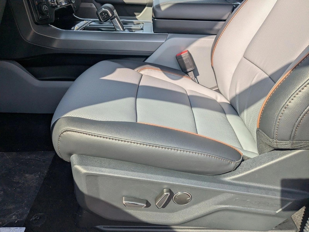 New 2025 Ford F-150 LARIAT Truck SuperCrew Cab