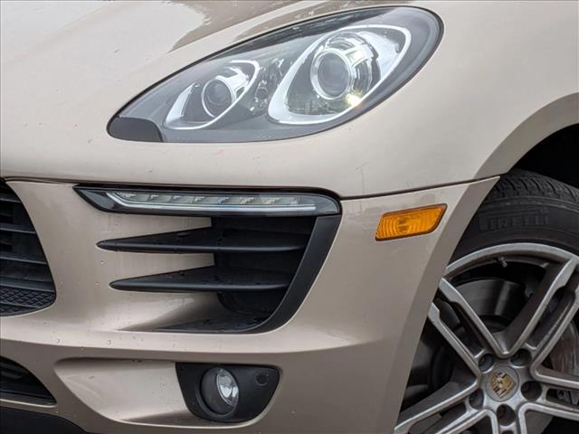 2018 Porsche Macan photo 3