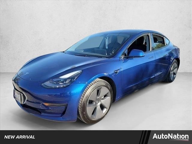 2021 Tesla Model 3 Base's photo