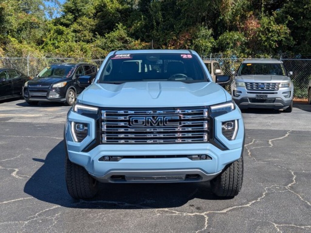 Used 2025 GMC