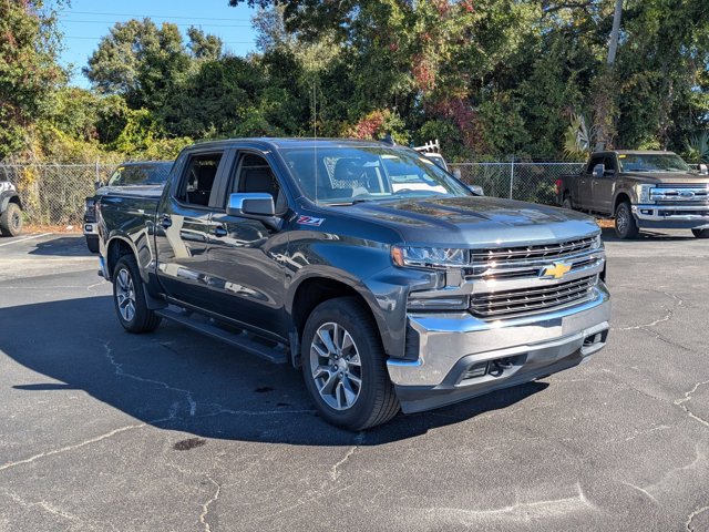 2019 Chevrolet Silverado 1500 LT photo 3