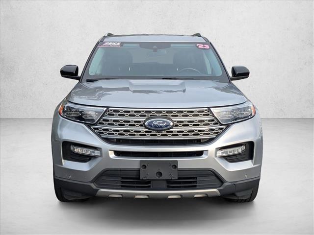 2023 Ford Explorer Limited photo 2
