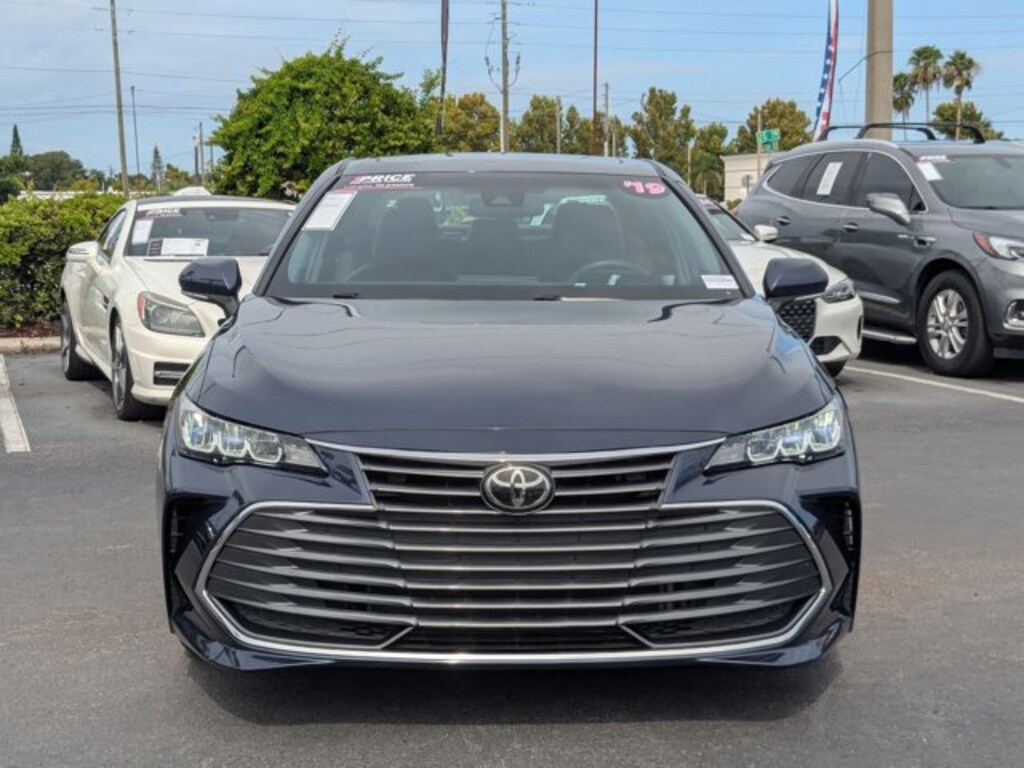 Used 2019 Toyota Avalon XLE Sedan