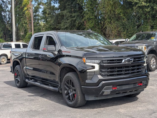 2023 Chevrolet Silverado 1500 RST photo 3