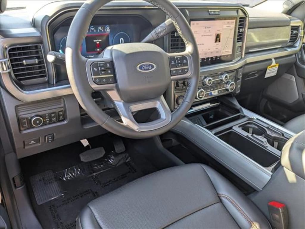 New 2025 Ford F-250 LARIAT Truck Crew Cab