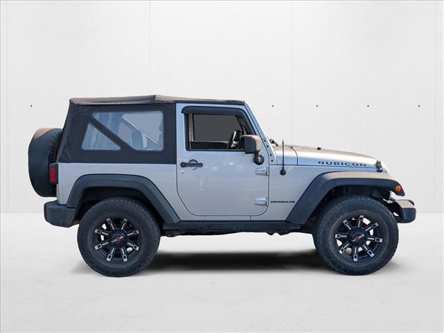 2014 Jeep Wrangler Two-Door Rubicon photo 4