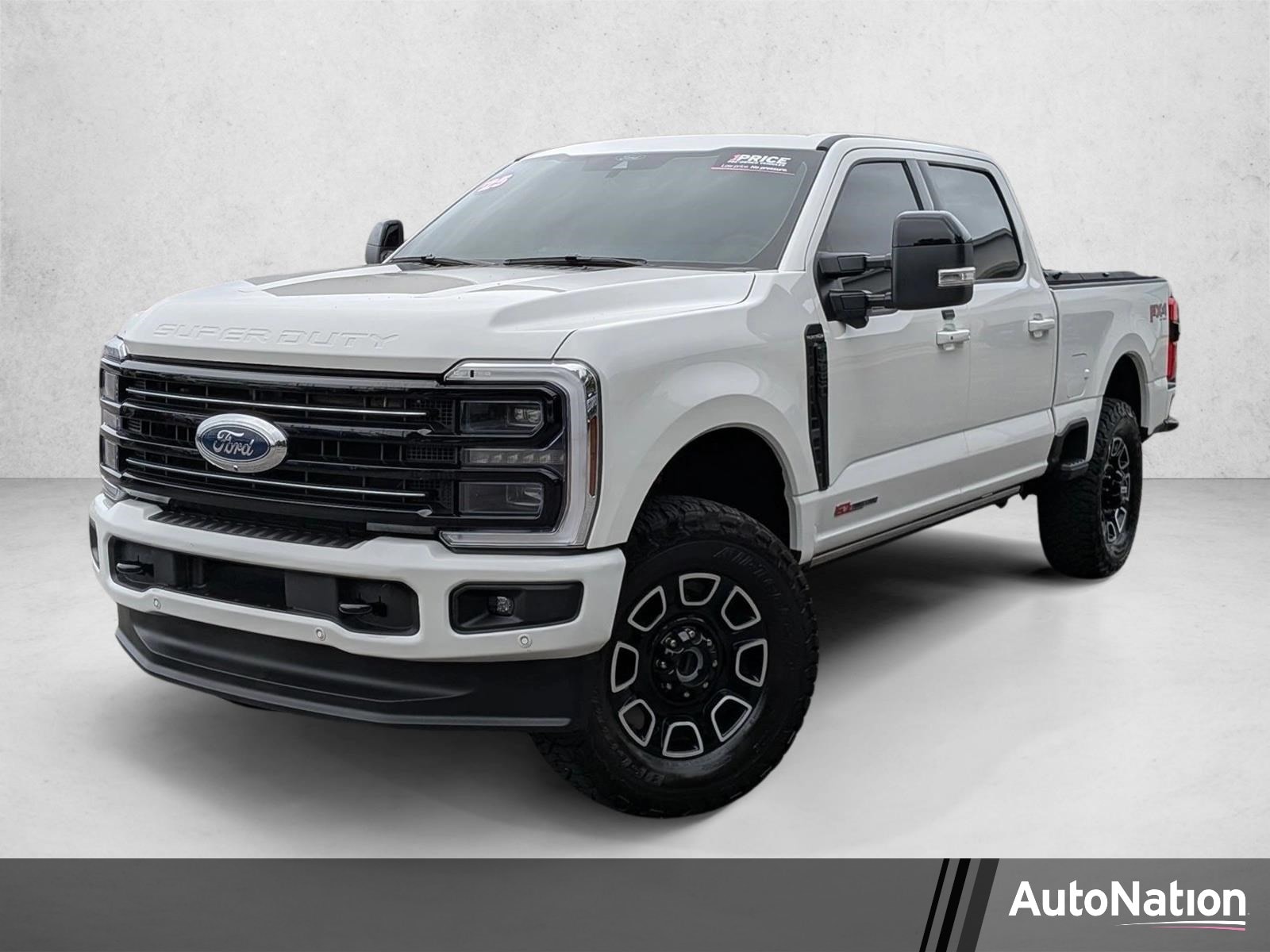 2025 Ford F-250 Platinum 4x4 Crew Cab 8' Box's photo