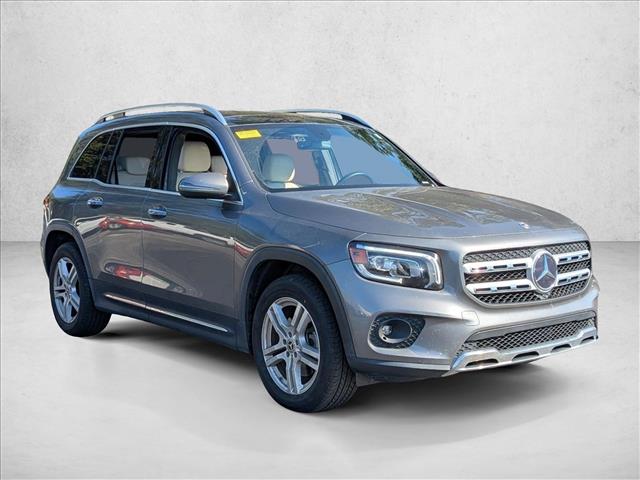 2023 Mercedes Benz GLB 250 photo 3