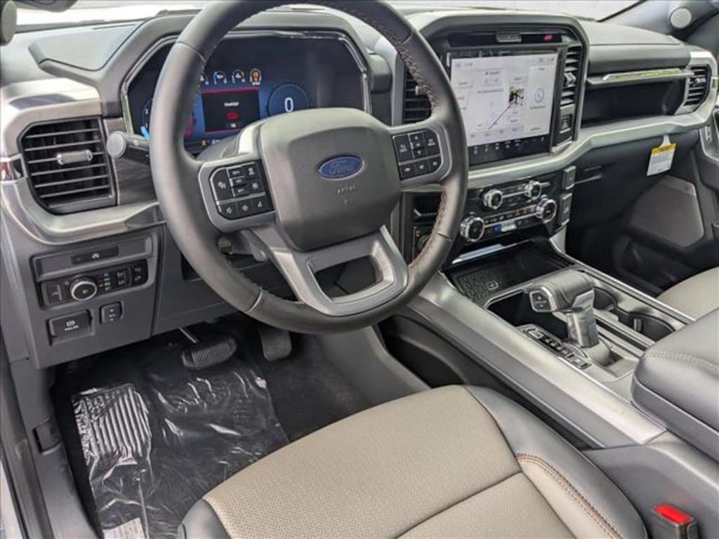 New 2025 Ford F-150 LARIAT Truck SuperCrew Cab