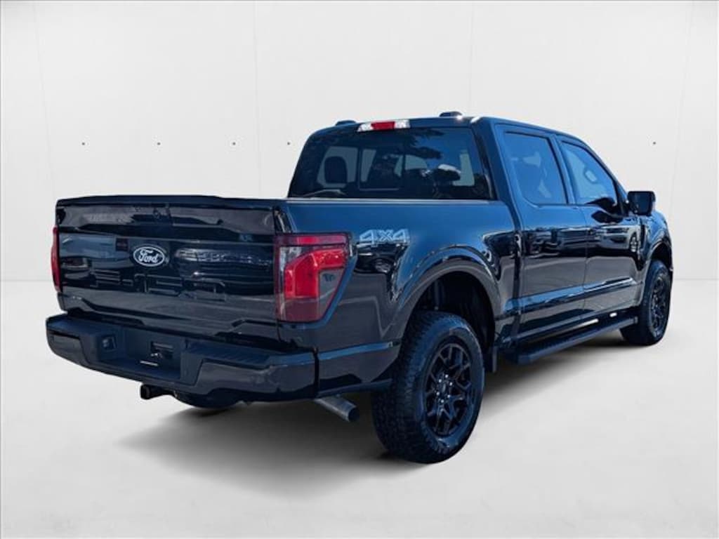 New 2025 Ford F-150 XLT Truck SuperCrew Cab