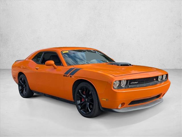 2012 Dodge Challenger R/T photo 3