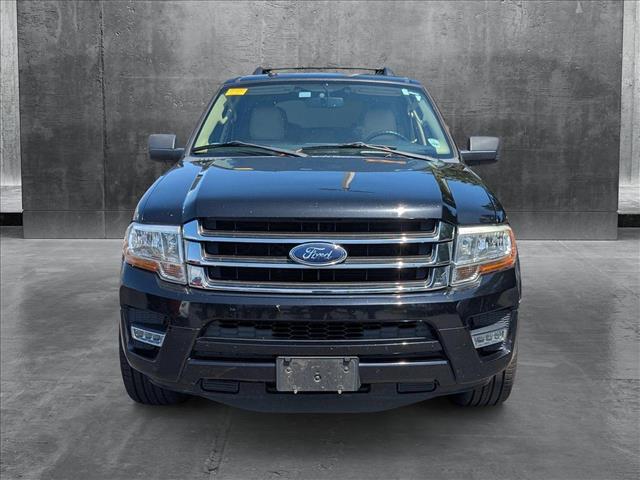 2017 Ford Expedition XLT photo 2