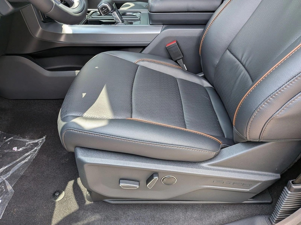 New 2026 Ford F-150 LARIAT Truck SuperCrew Cab