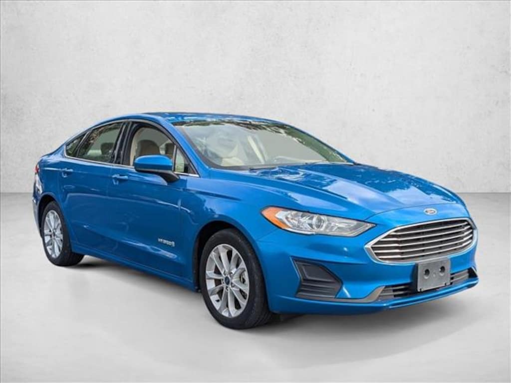Certified 2019 Ford Fusion Hybrid SE Sedan