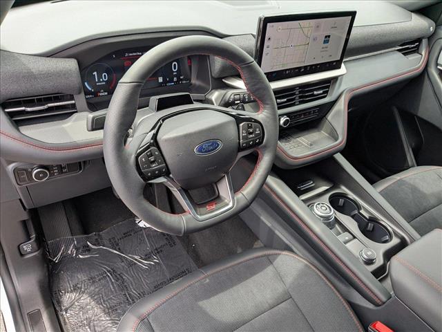 2025 Ford Explorer ST photo 2