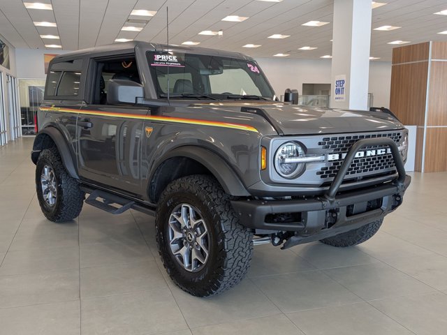 2024 Ford Bronco Badlands photo 3