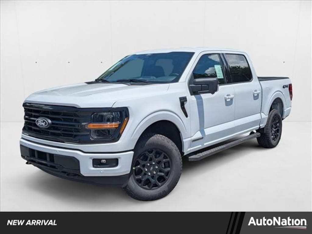 New 2025 Ford F-150 XLT Truck SuperCrew Cab